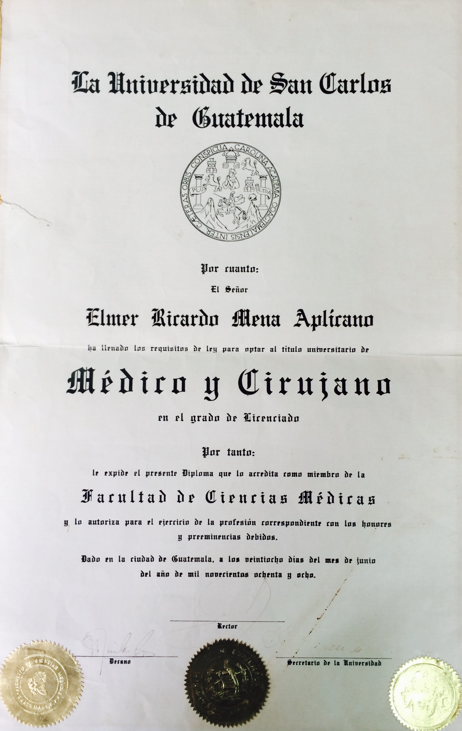 Título de Médico y Cirujano
